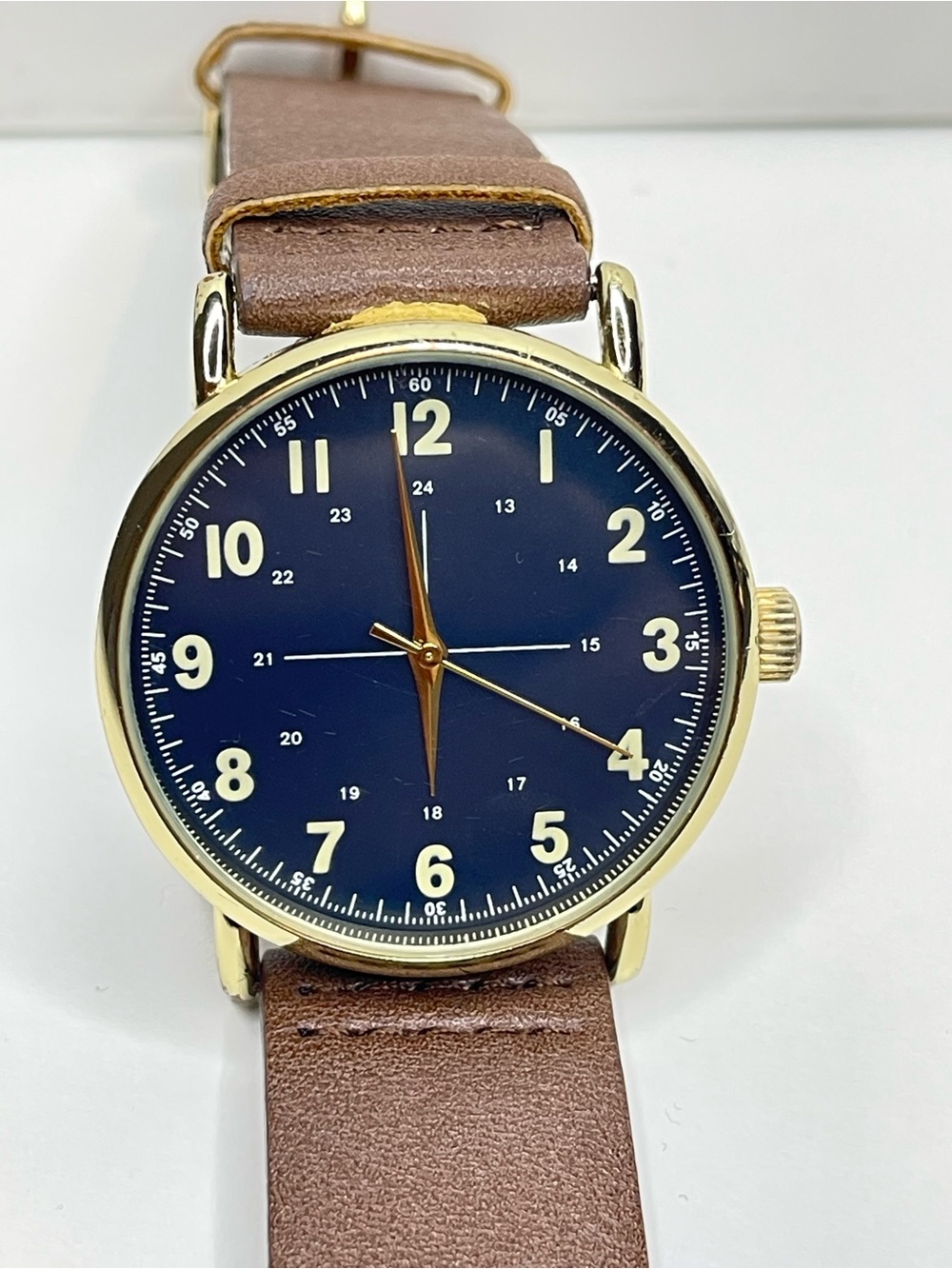 Classic Men’s Brown Leather Strap Watch with Blue Dial